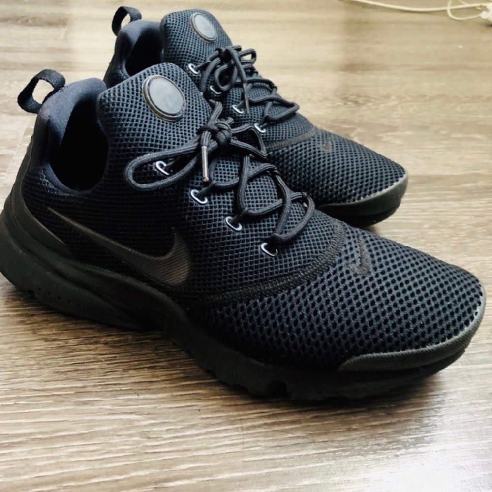 Black Nike Air Presto Fly Sneakers